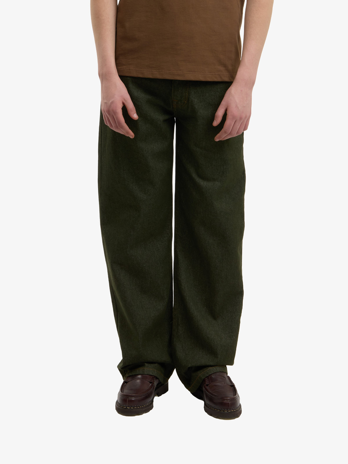 Le pantalon regular en denim vert