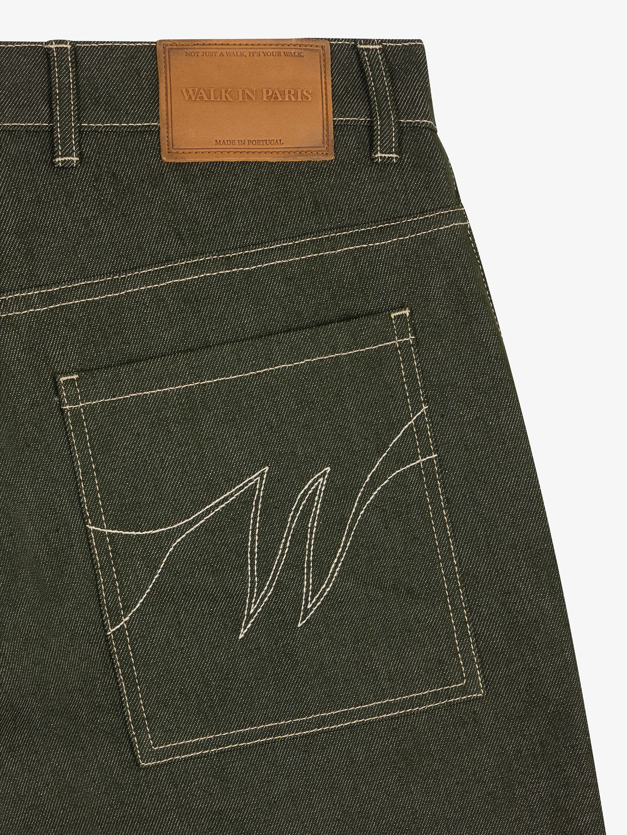 Le pantalon du menuisier en denim vert 3