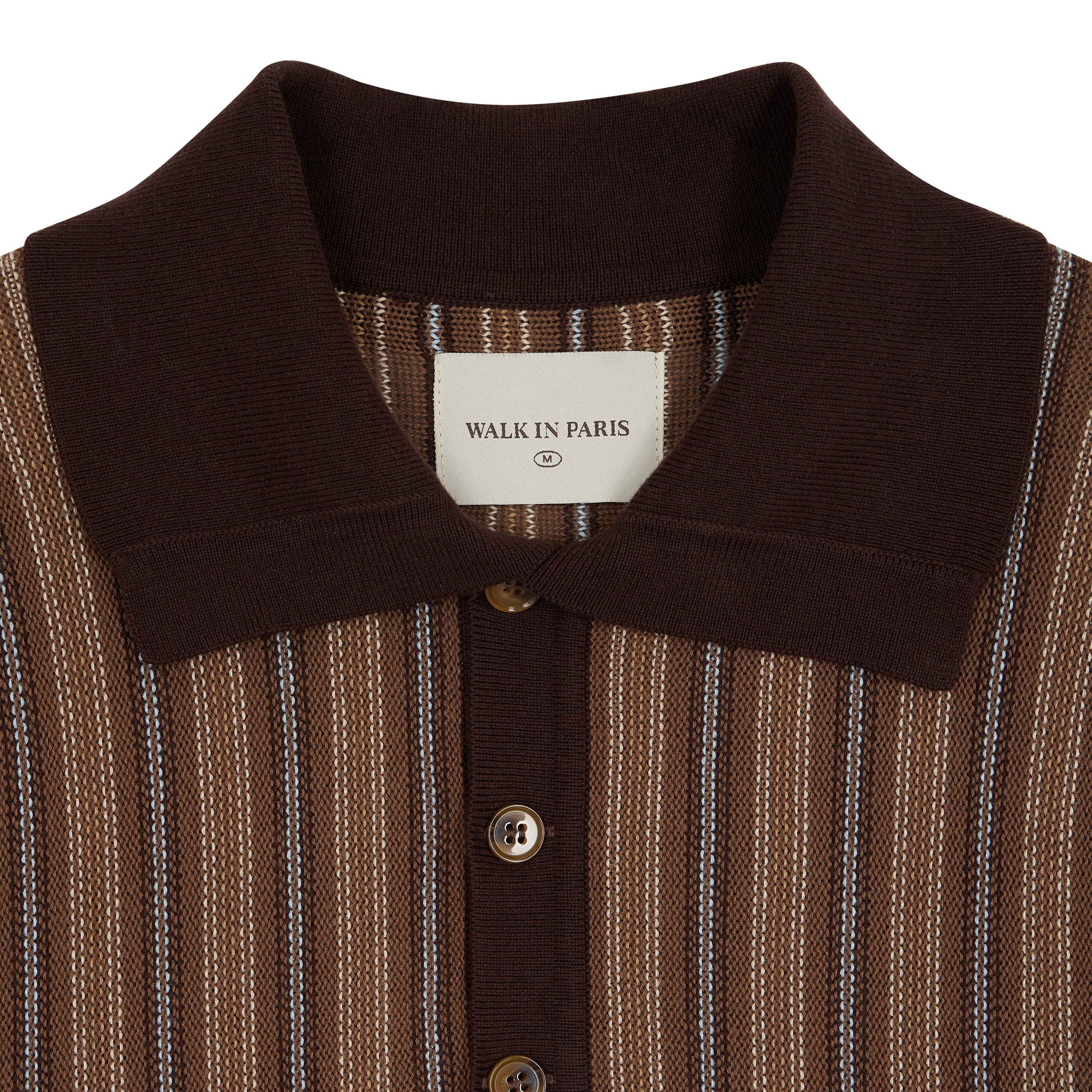 The brown long-sleeved sweater 2