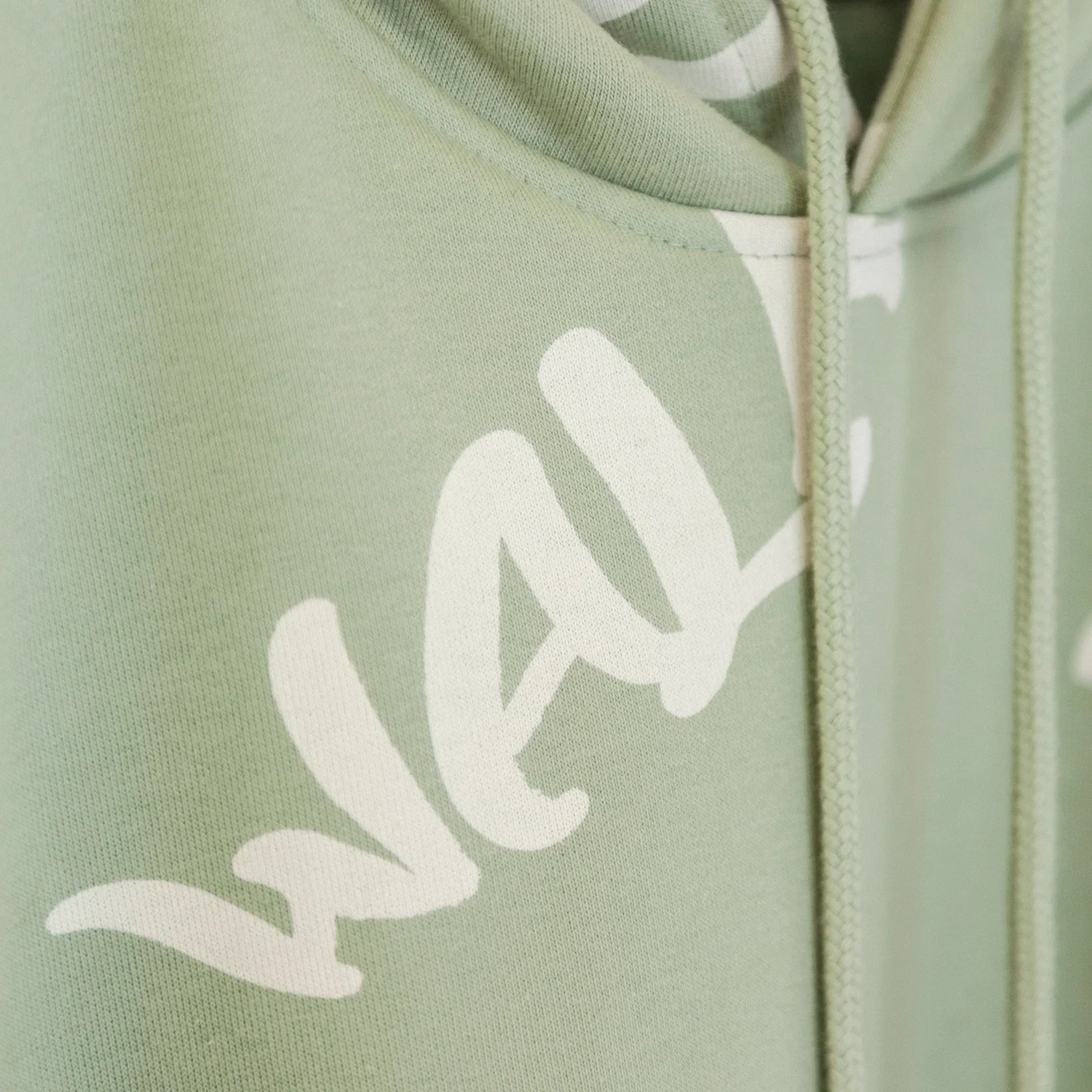 THE GRAFFITI HOODIE 3