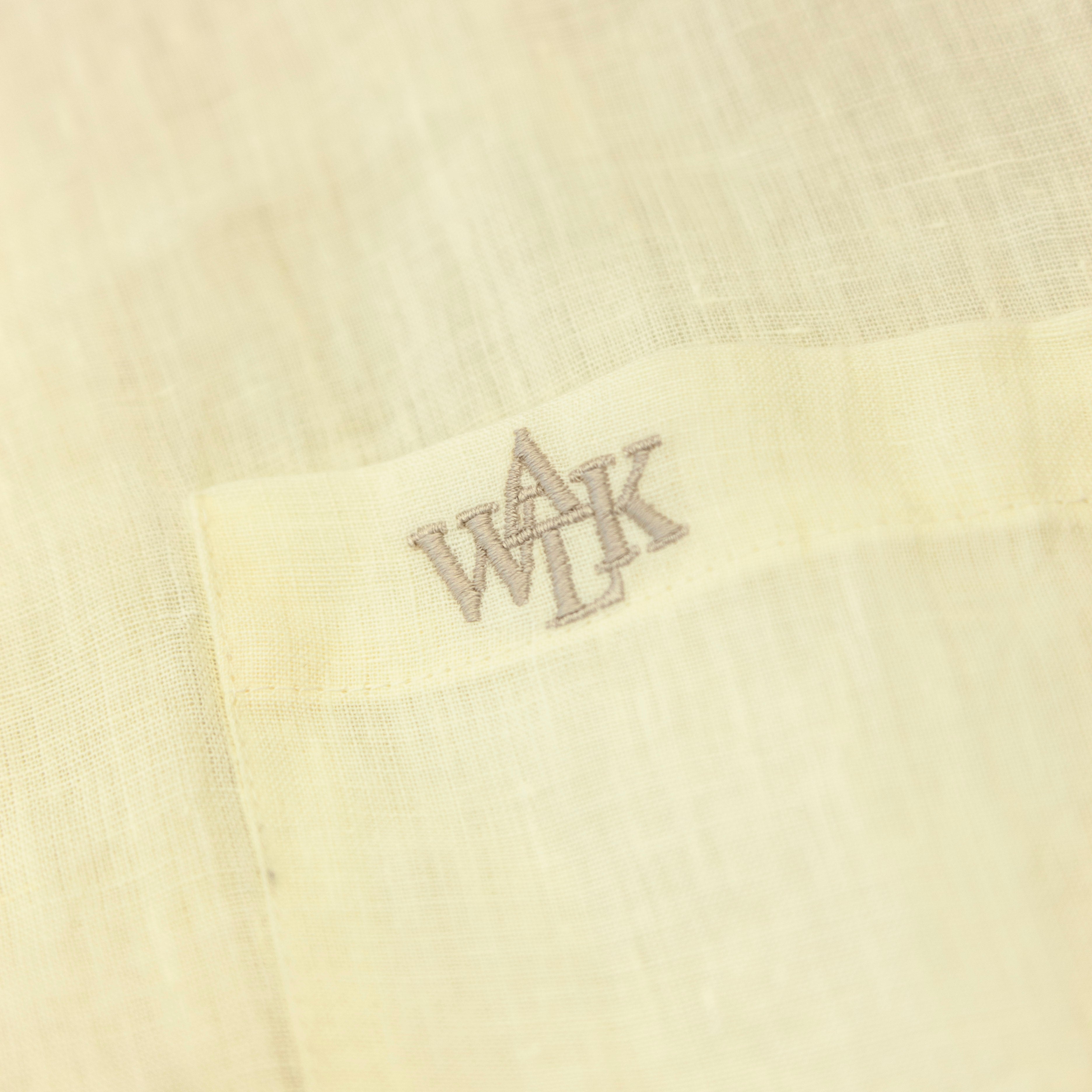 THE BEIGE SHIRT 3
