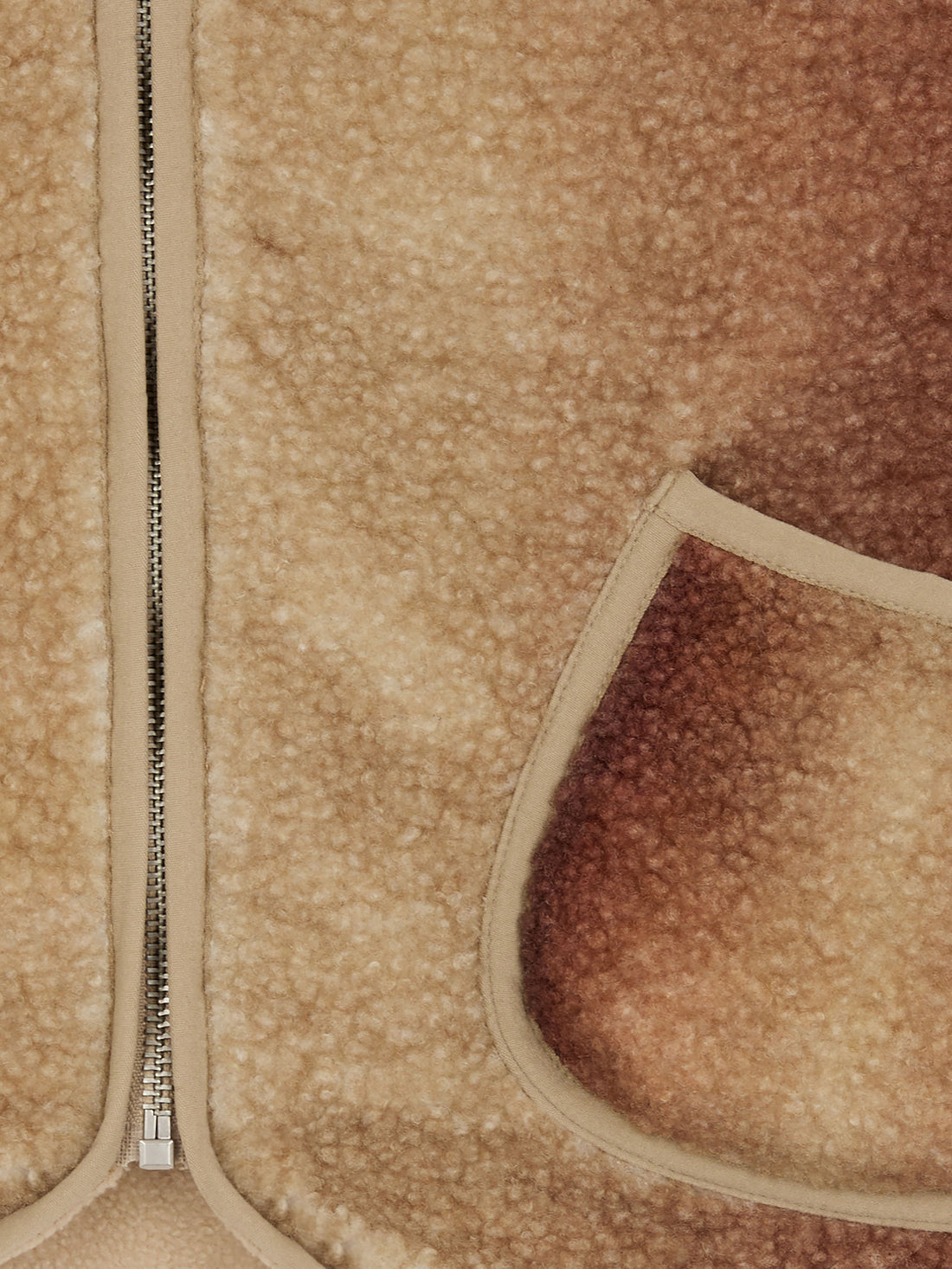 Le gilet marron du berger