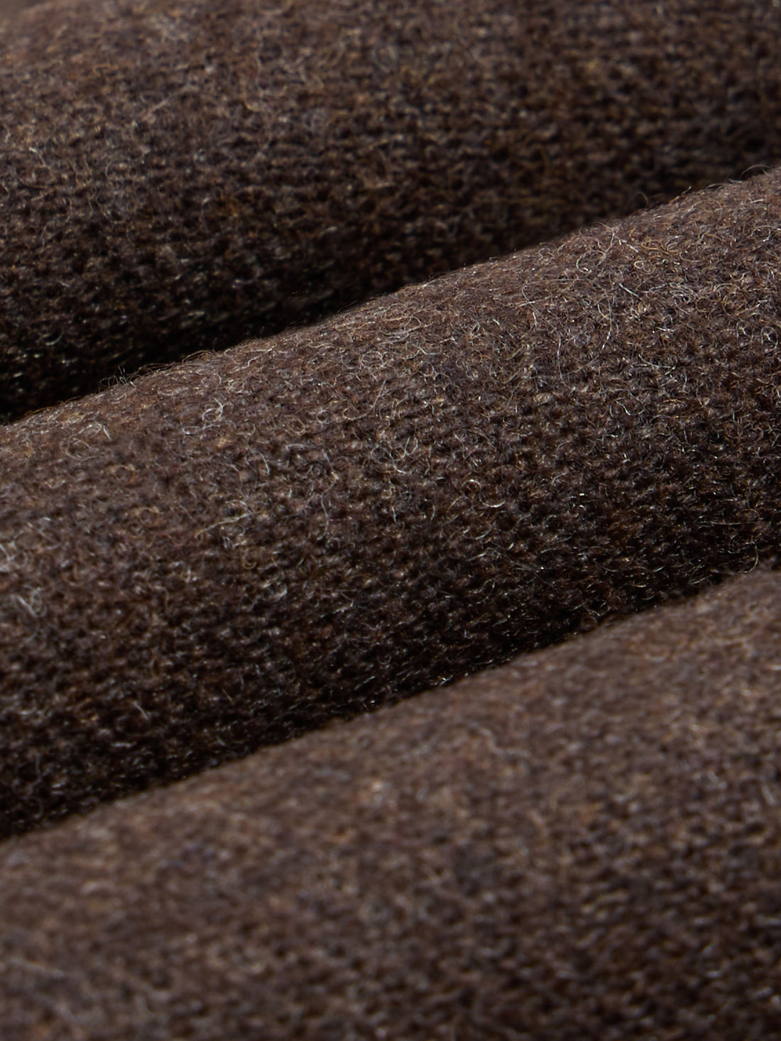 Le pantalon de costume en laine marron