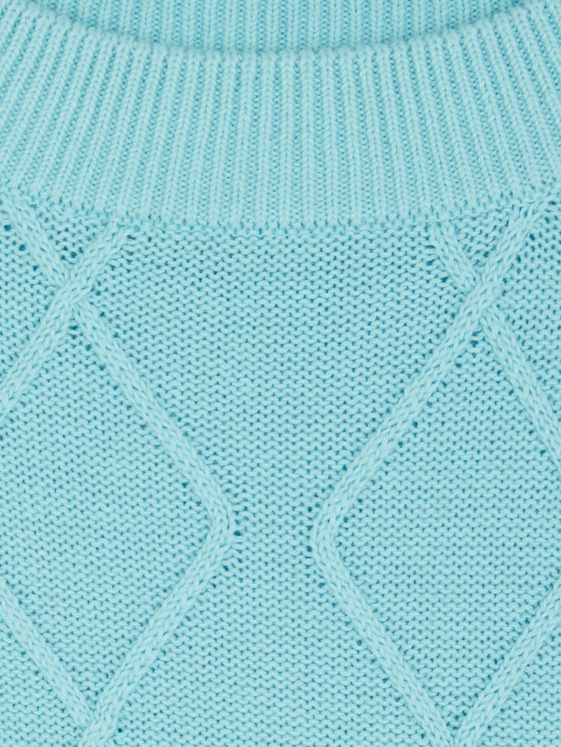 Le pull en maille bleu glacier