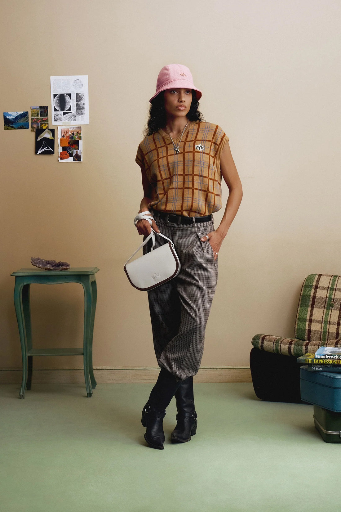 Le bob en laine rose pâle