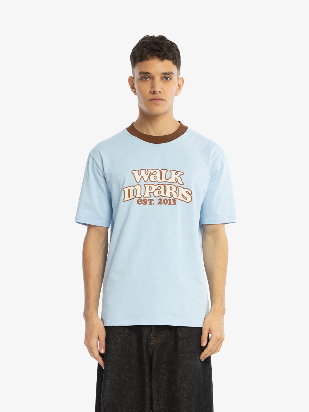 Le t-shirt Archives bleu