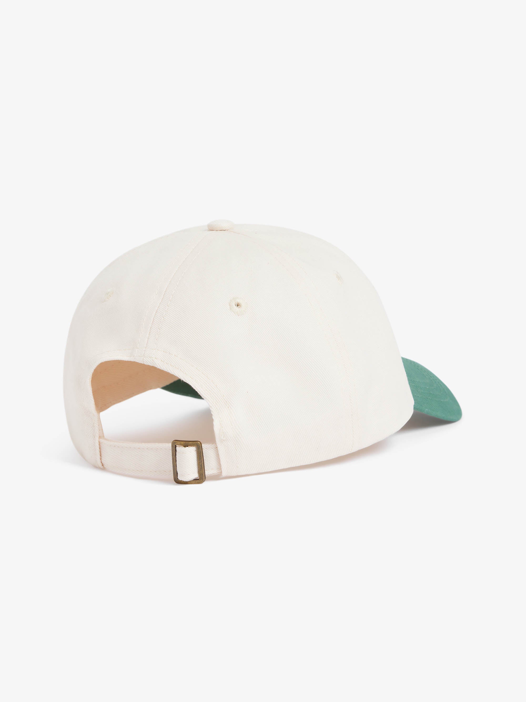 The beige baseball cap 2