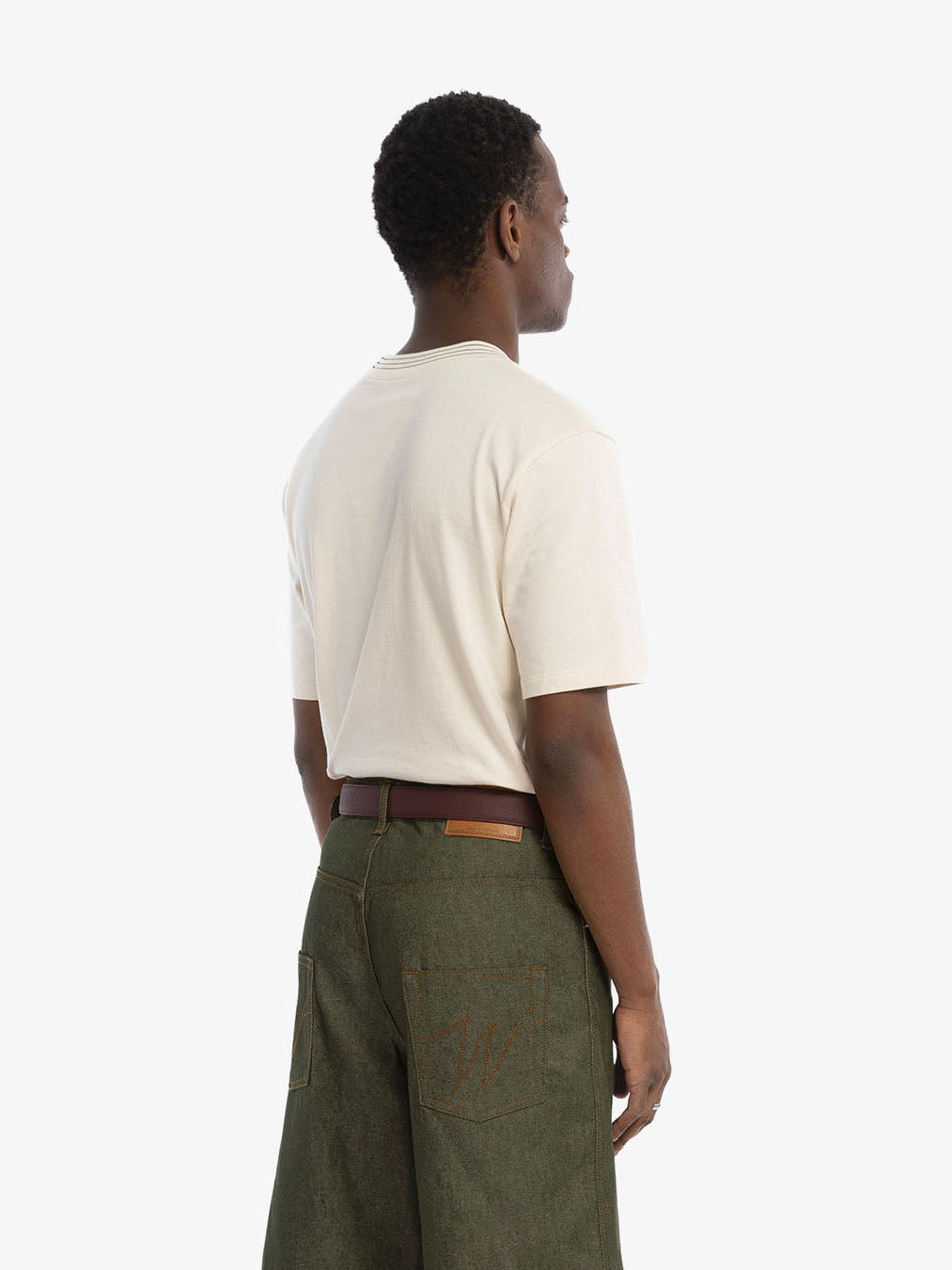 The beige heritage t-shirt 6