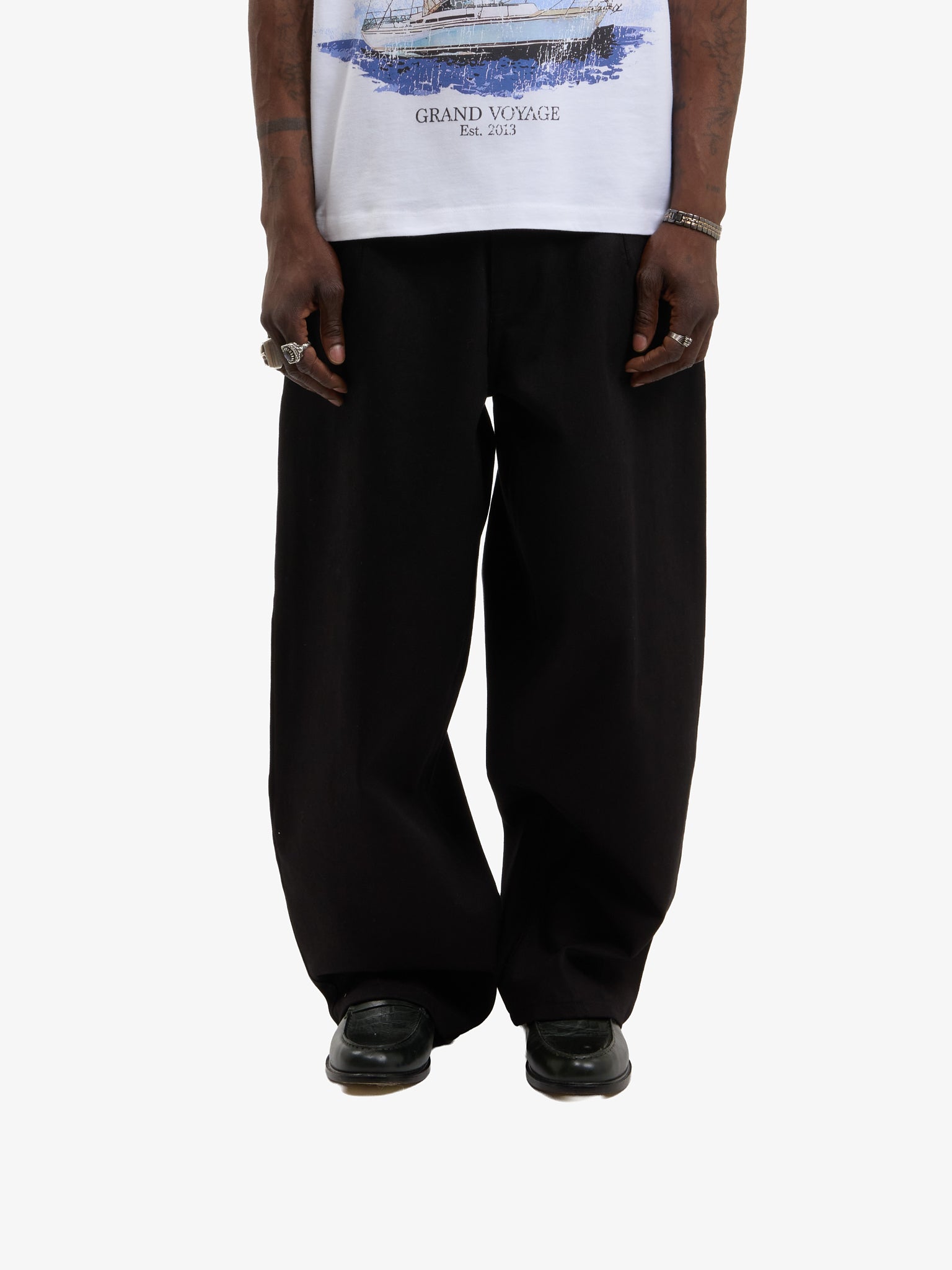 Le pantalon ballon noir en coton 4