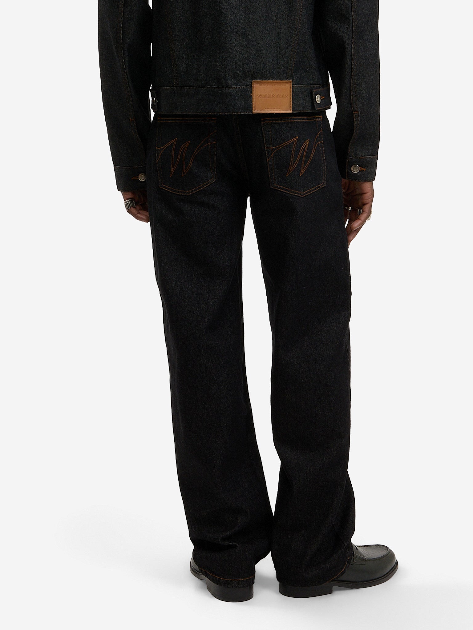 Le pantalon regular en denim brut 5