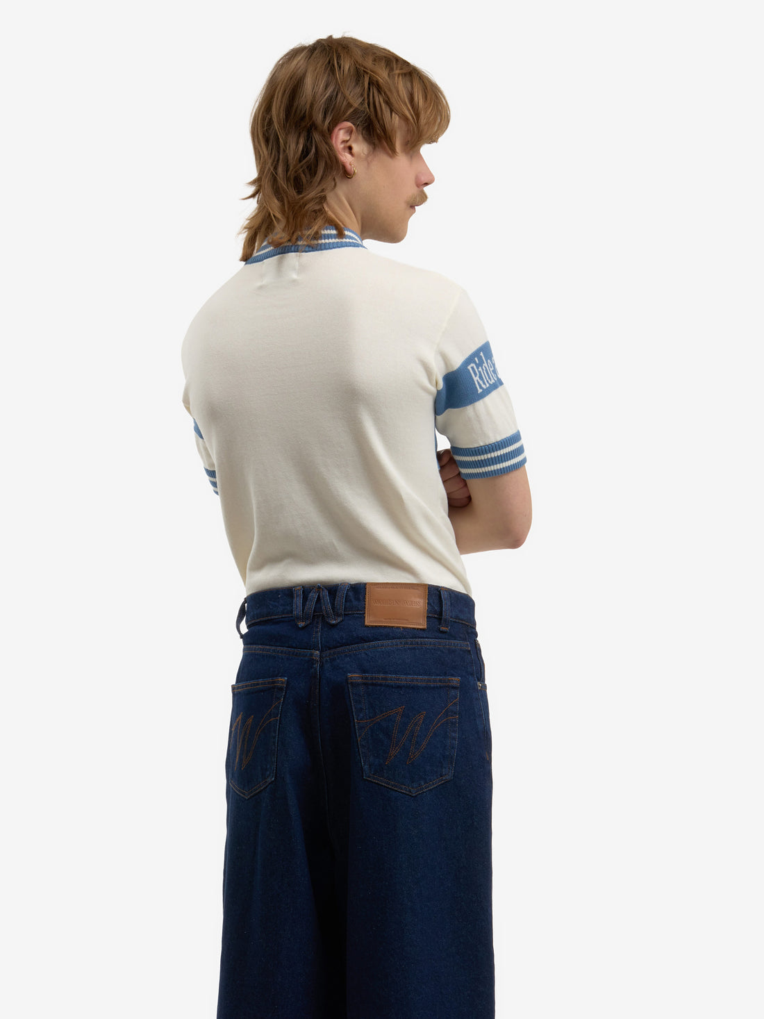 Le maillot de cycliste en maille bleu