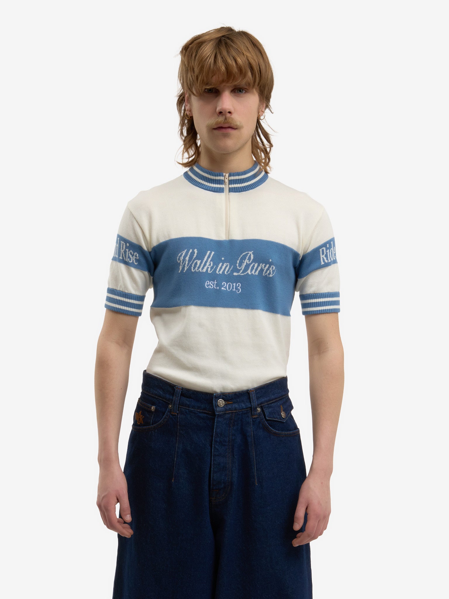 Le maillot de cycliste en maille bleu 2