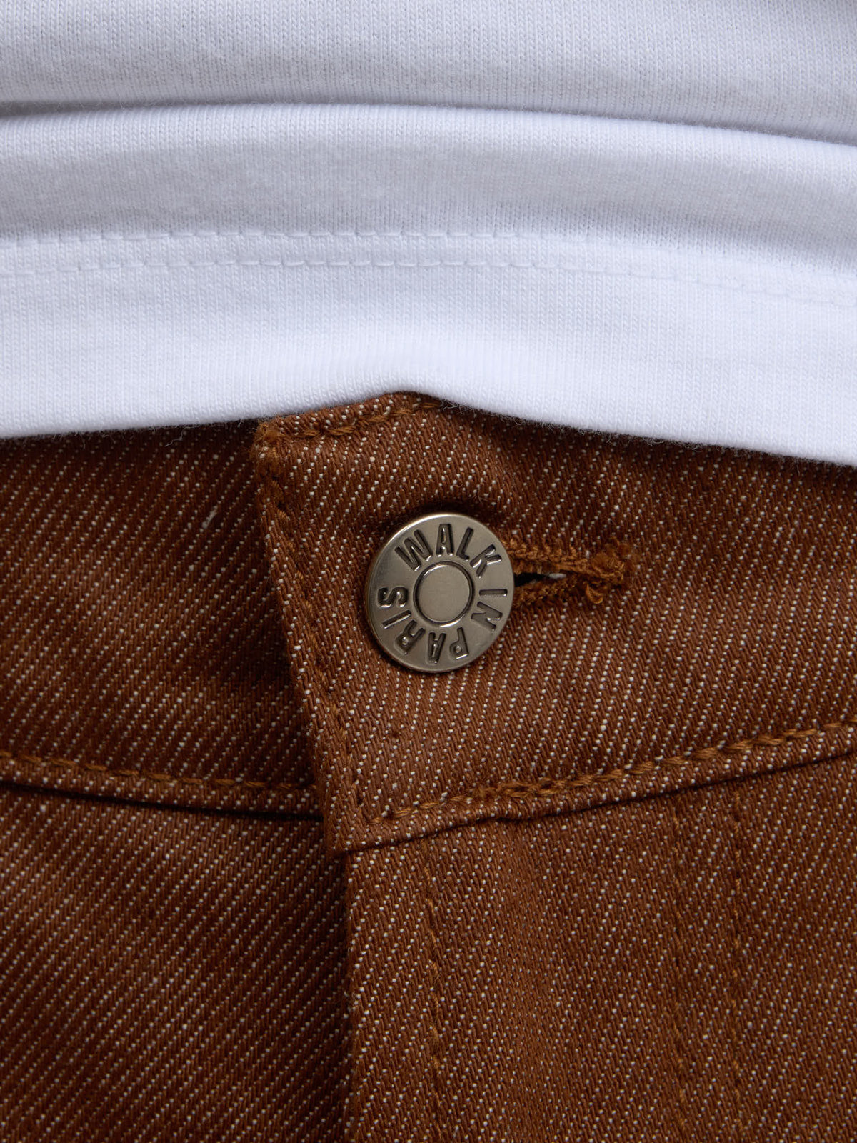 Le pantalon baggy en denim marron