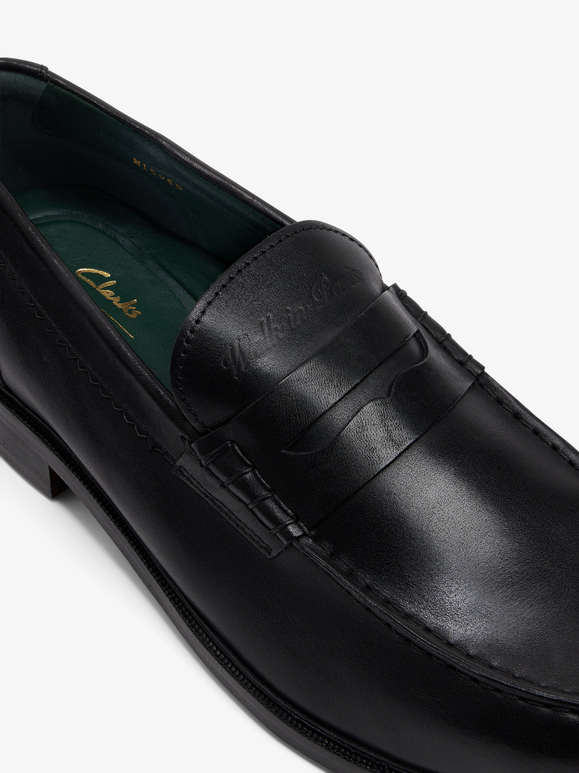 Walk in Paris x Clarks - La Craft James Lo Noire 3