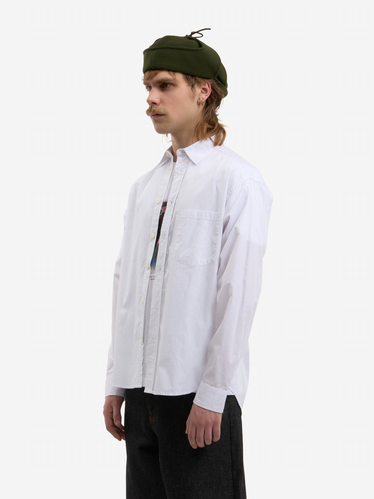 La chemise blanche classique