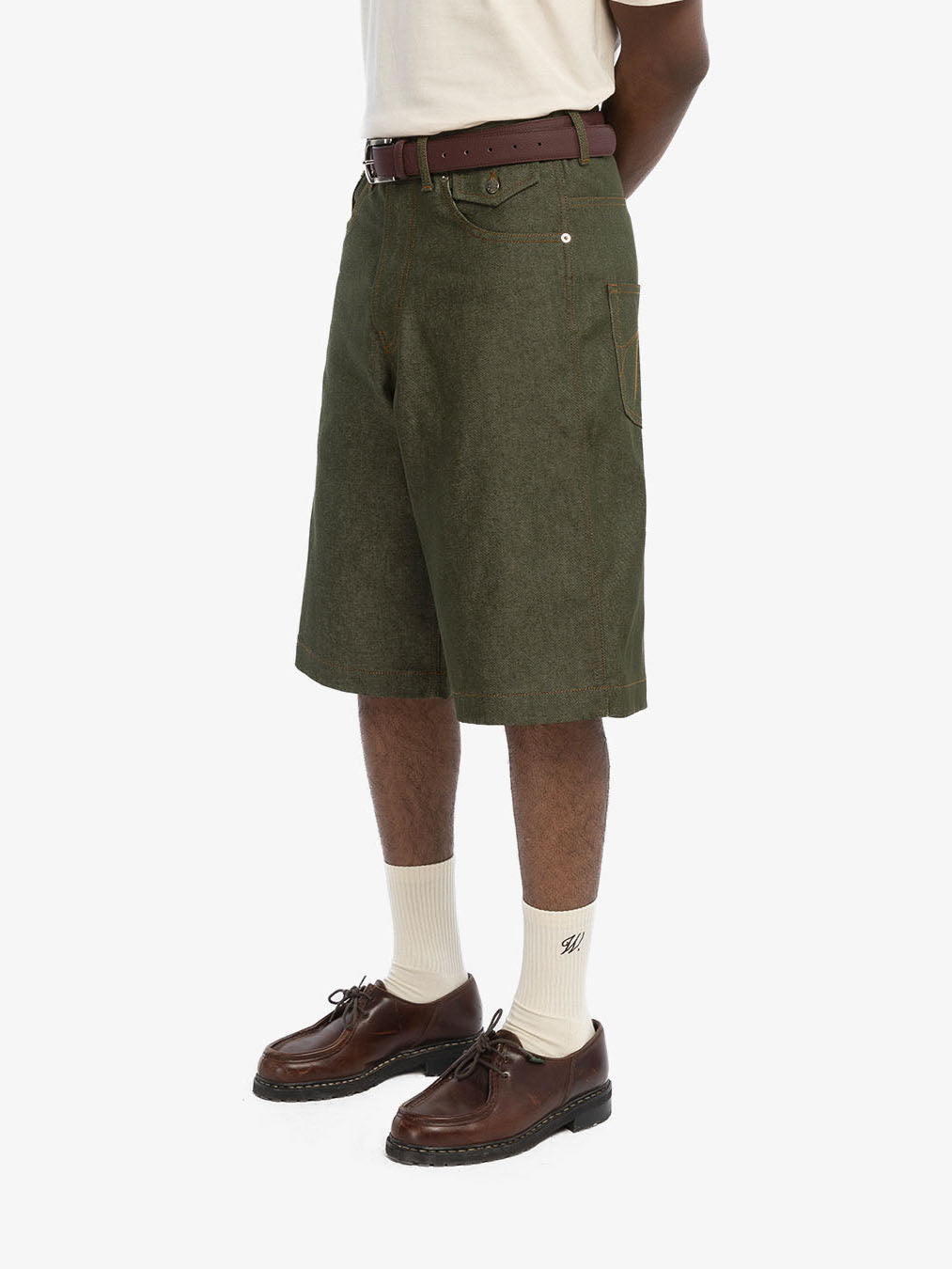 Le short baggy en denim brut vert