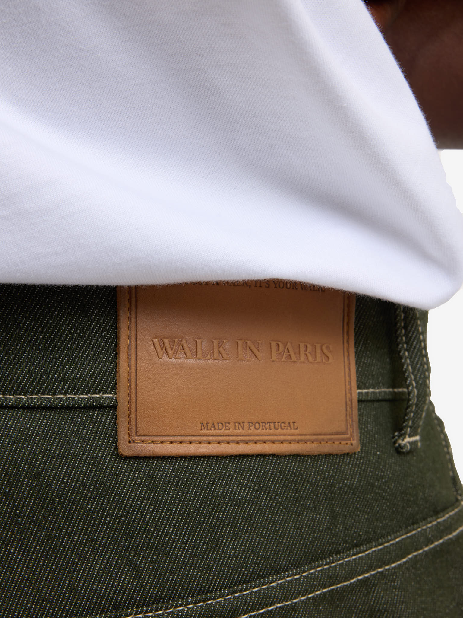 Le pantalon du menuisier en denim vert 12