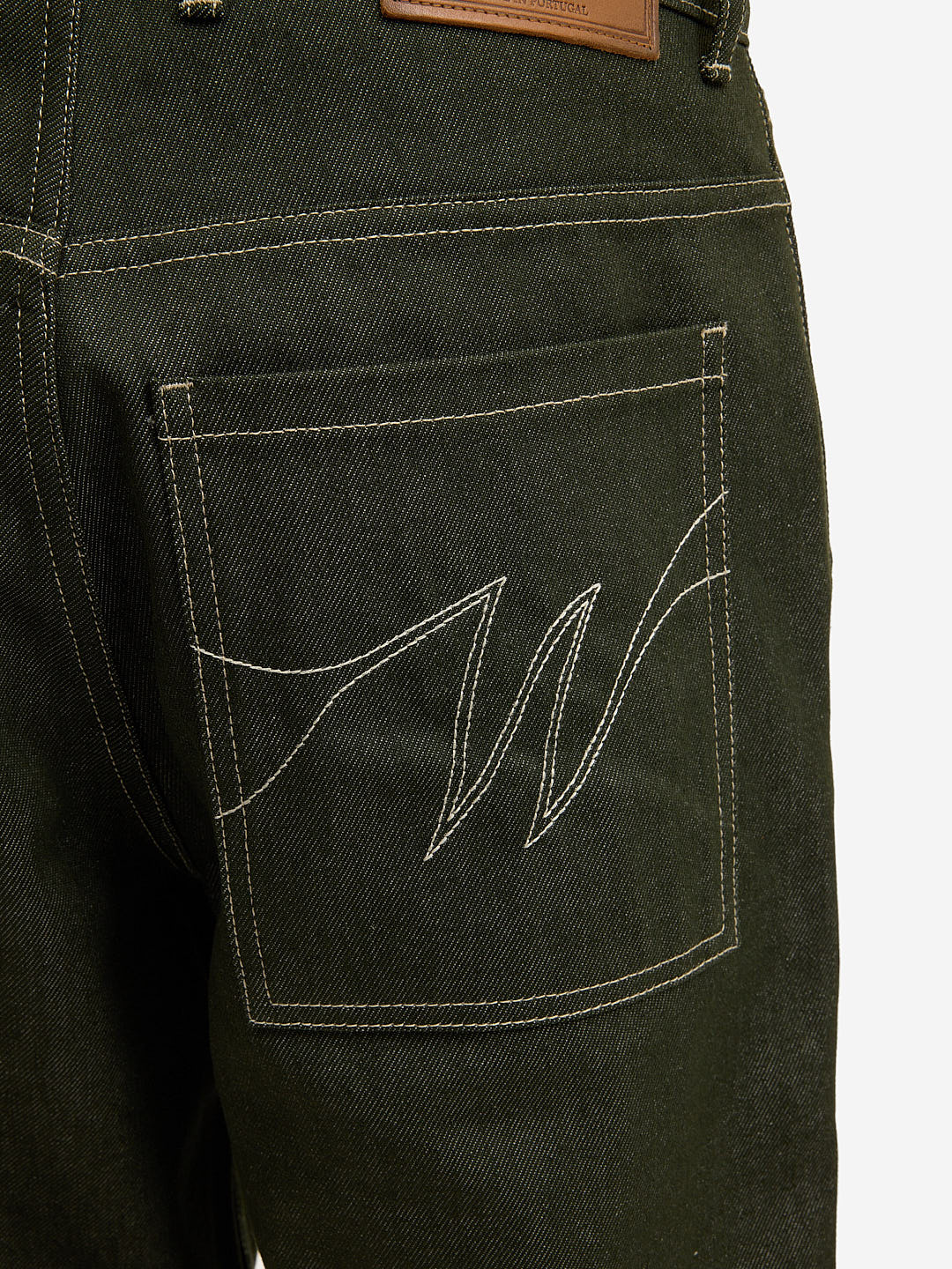 Le pantalon du menuisier en denim vert
