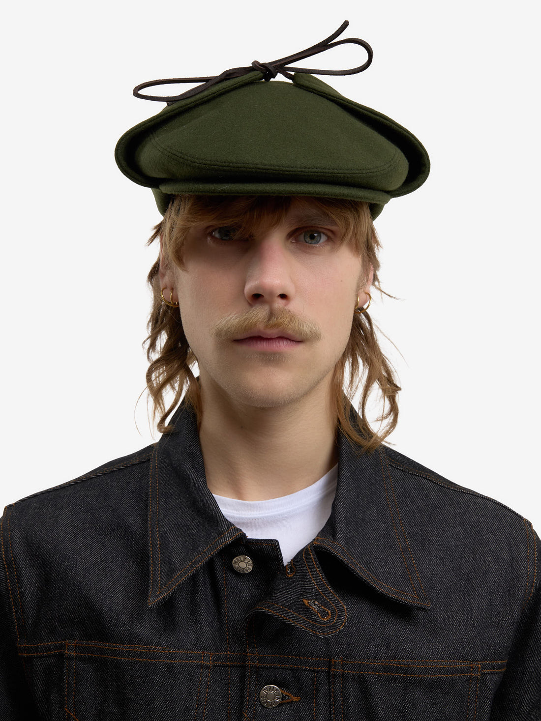 The green Sherlock beret