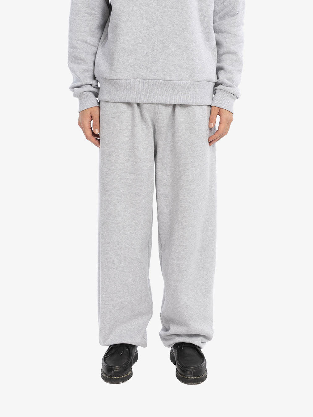 Le jogging gris chiné 2