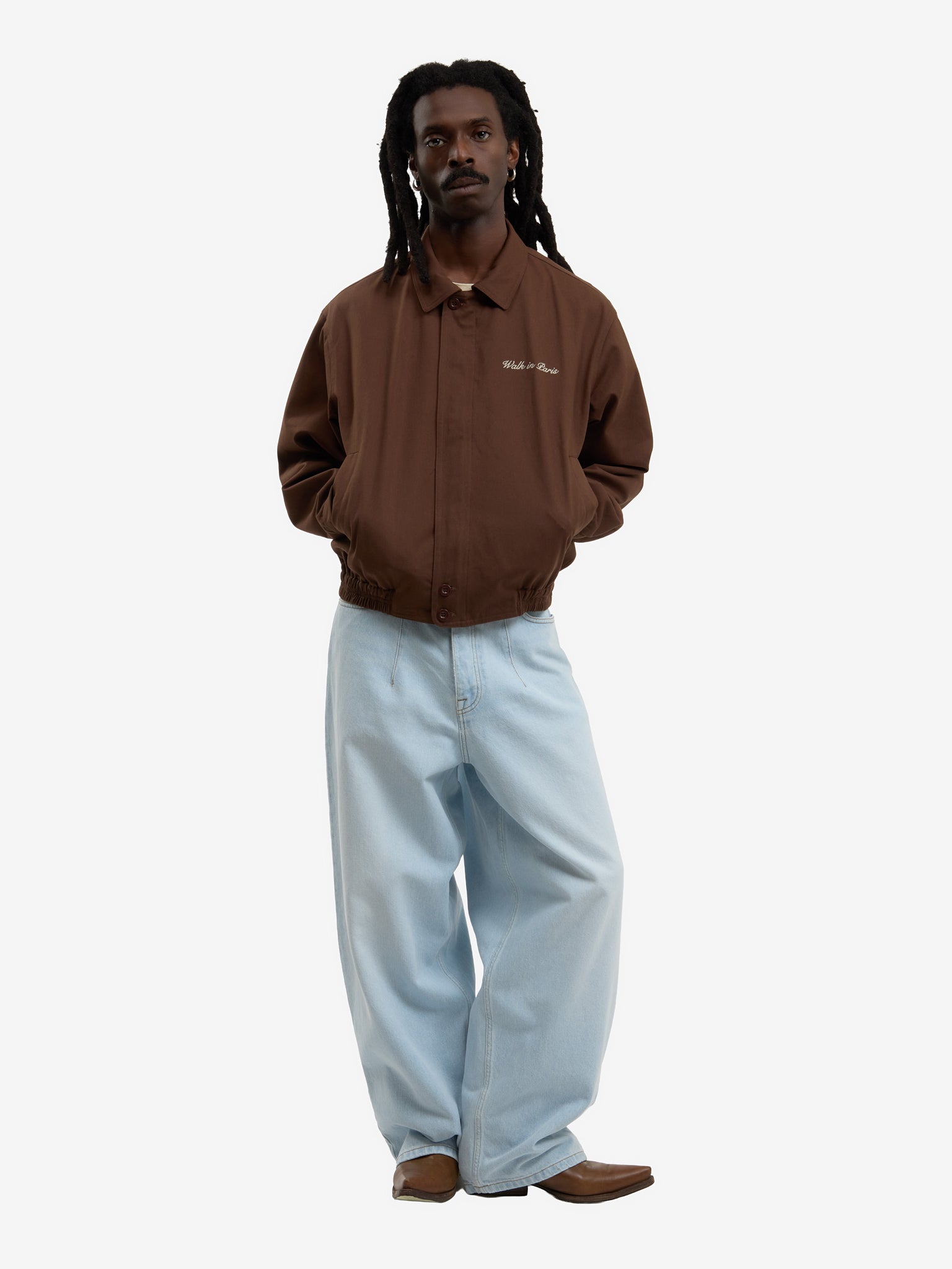 Le pantalon ballon en denim clair délavé 4