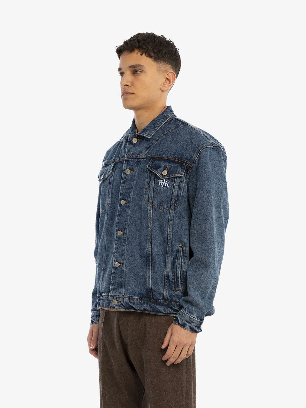 La veste en jean azur