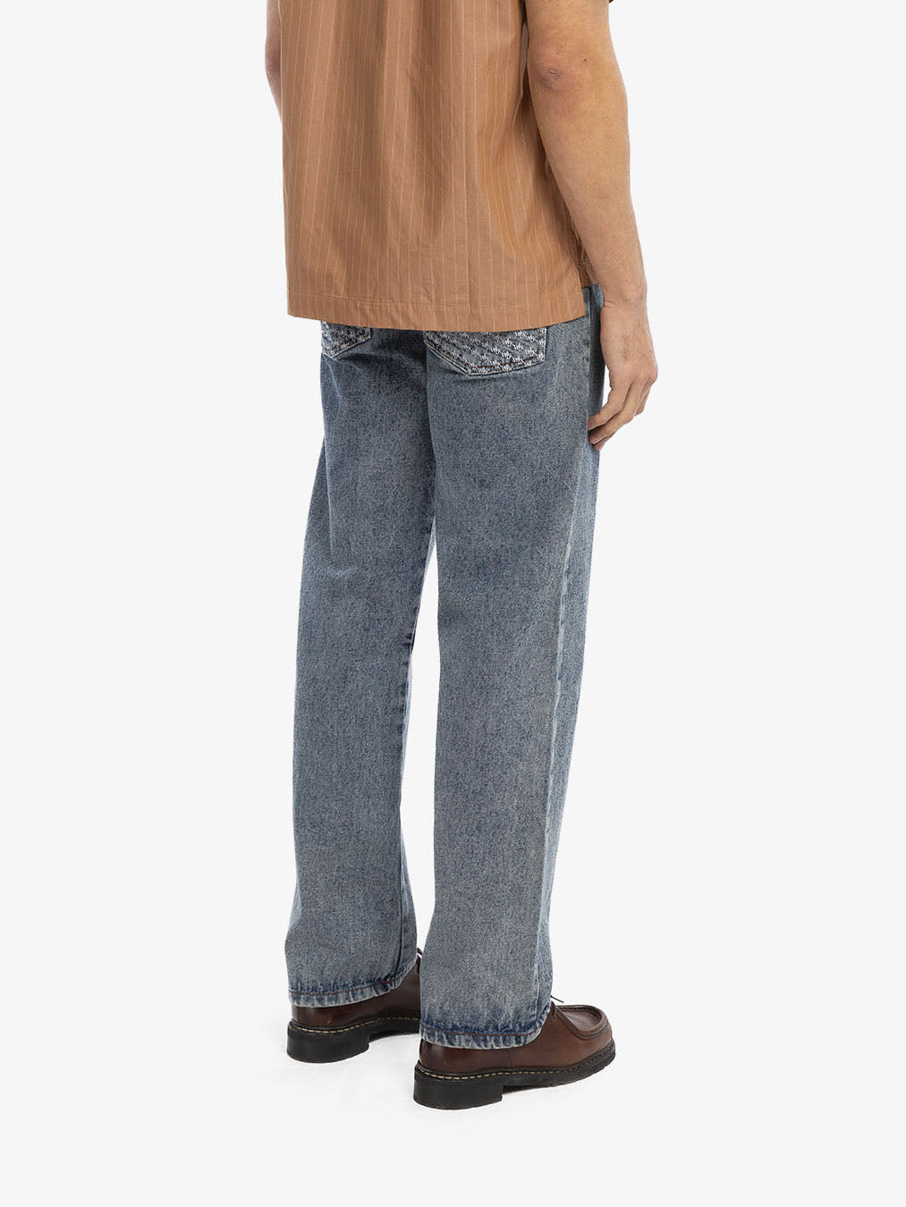 The light blue regular jeans