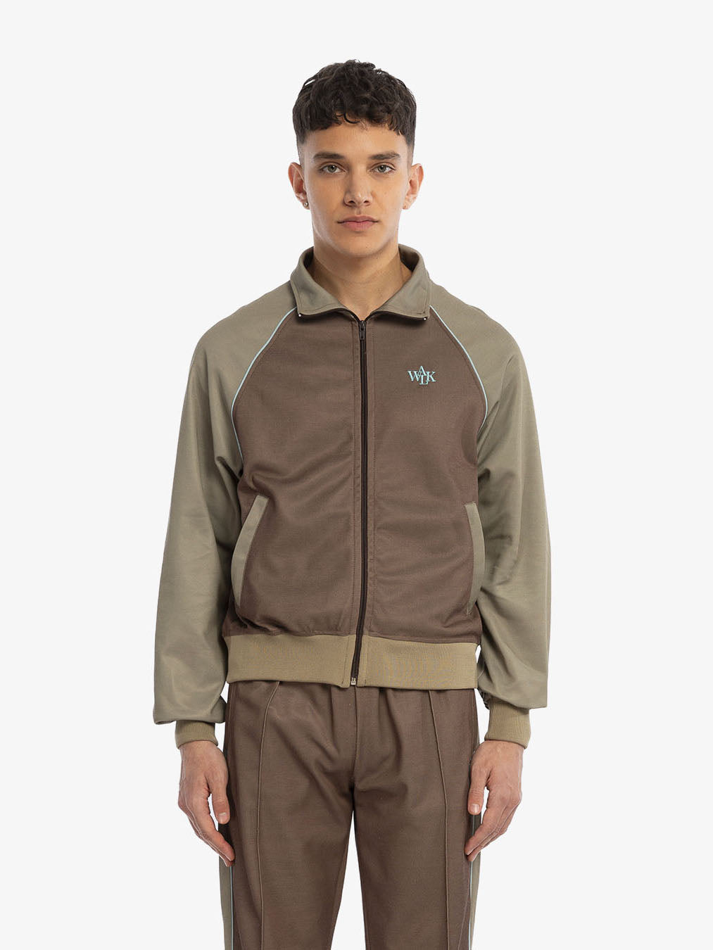 La veste de survêtement acajou