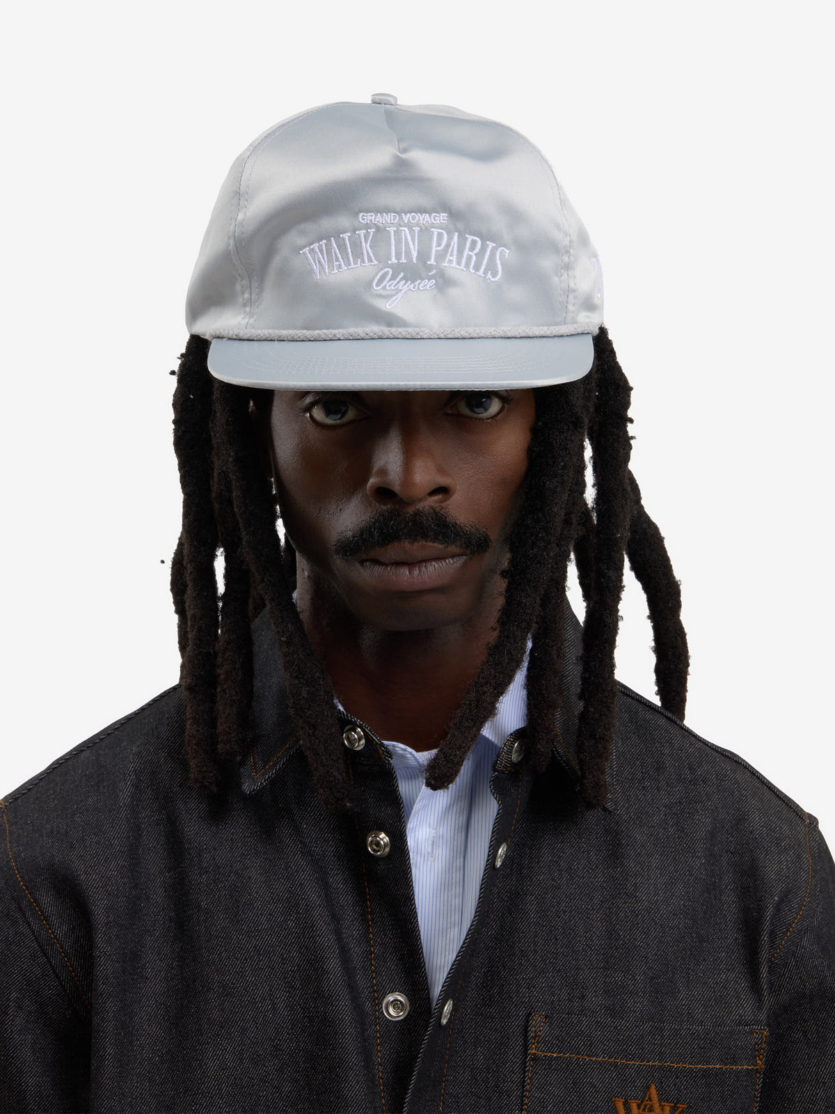 La casquette Odyssée en satin grise