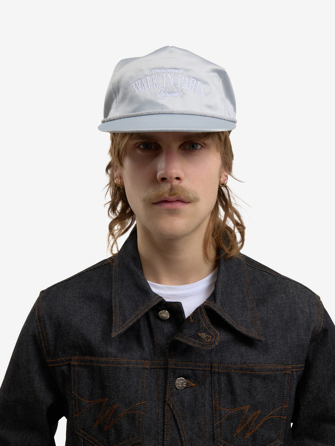 The Odyssey cap in grey satin