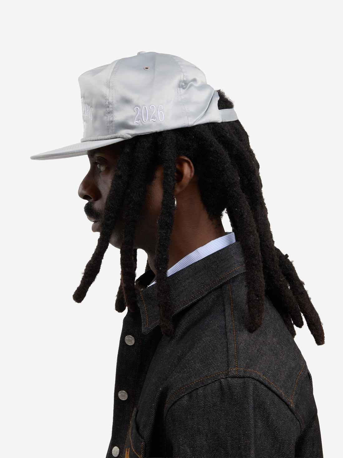 The Odyssey cap in grey satin