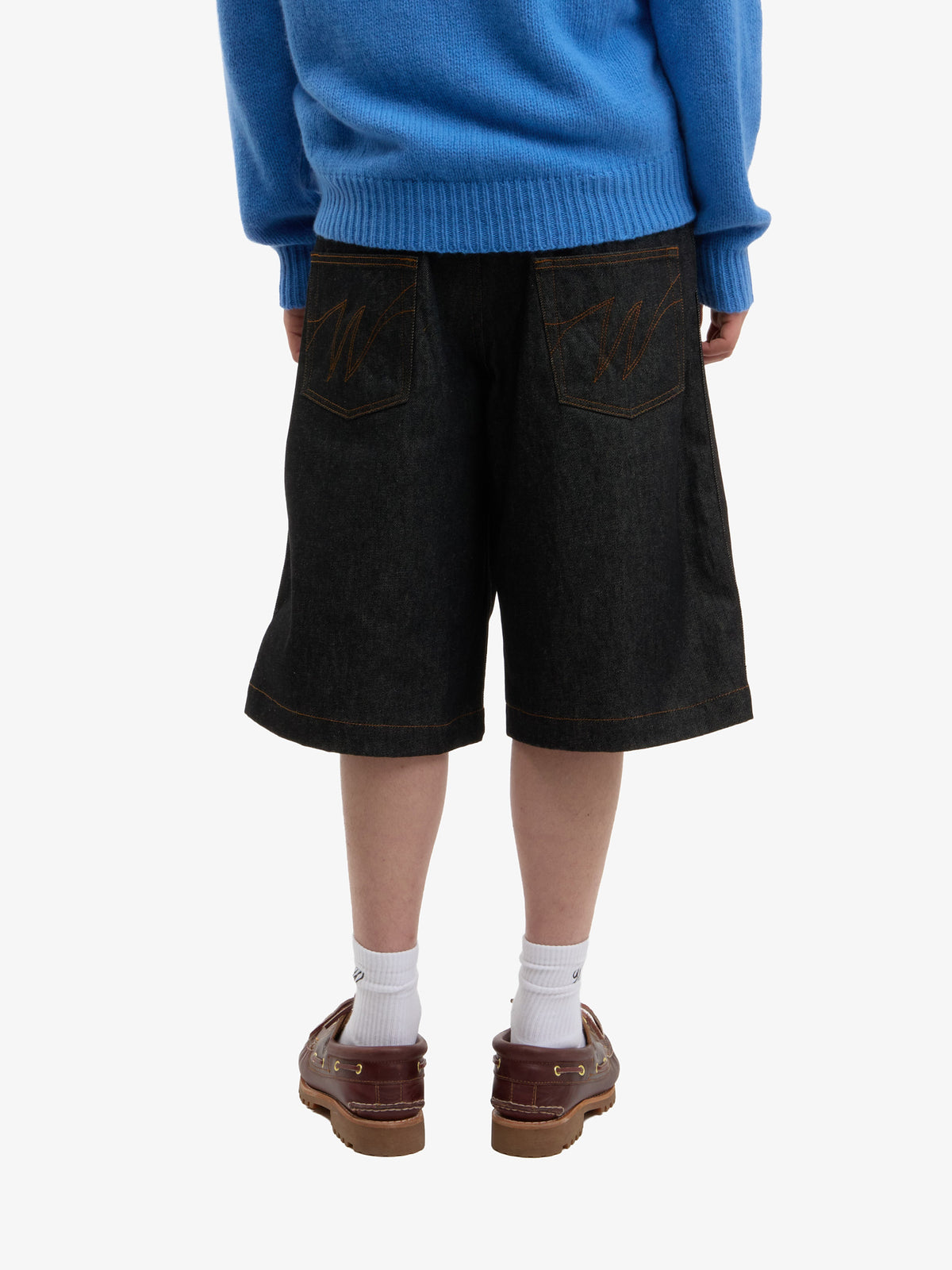 Le short baggy en denim brut