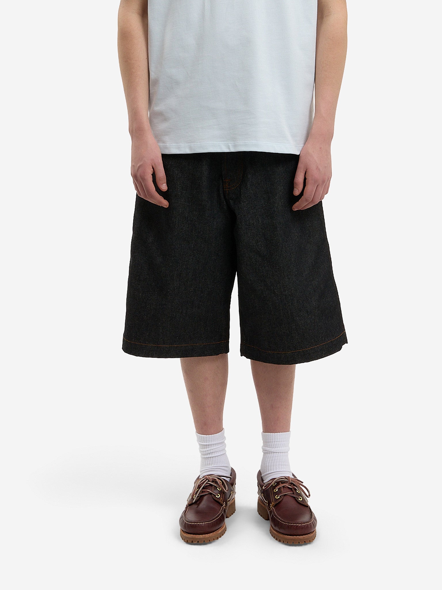 Le short baggy en denim brut 3
