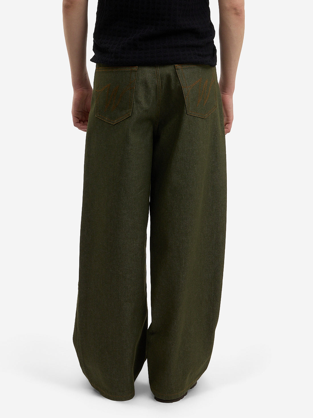 Le pantalon baggy en denim brut vert