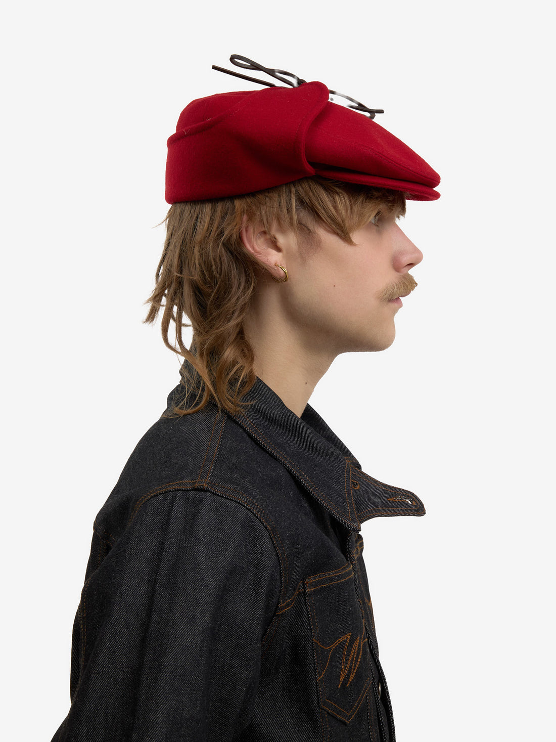 The red Sherlock beret