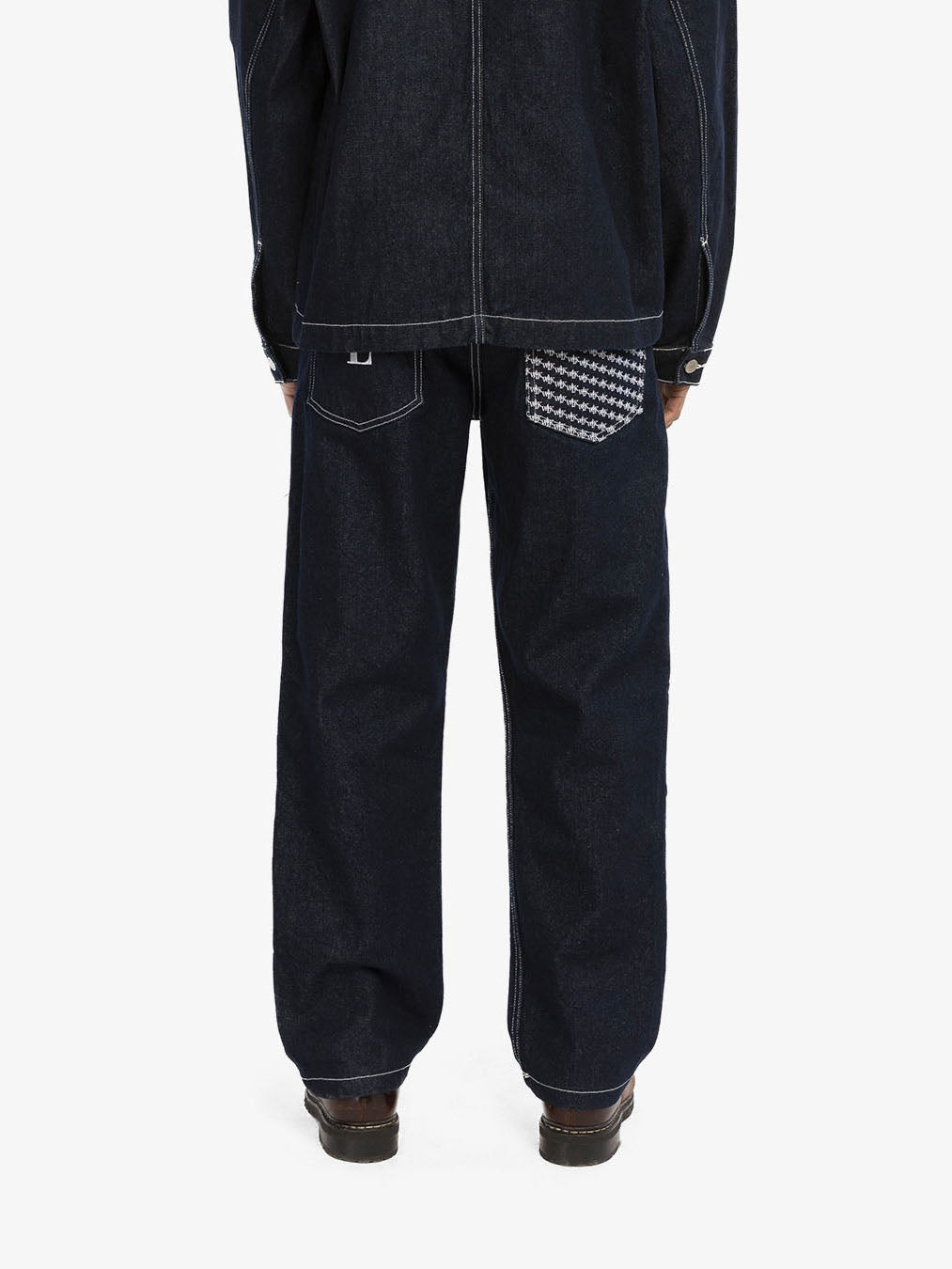 Le pantalon brut du menuisier