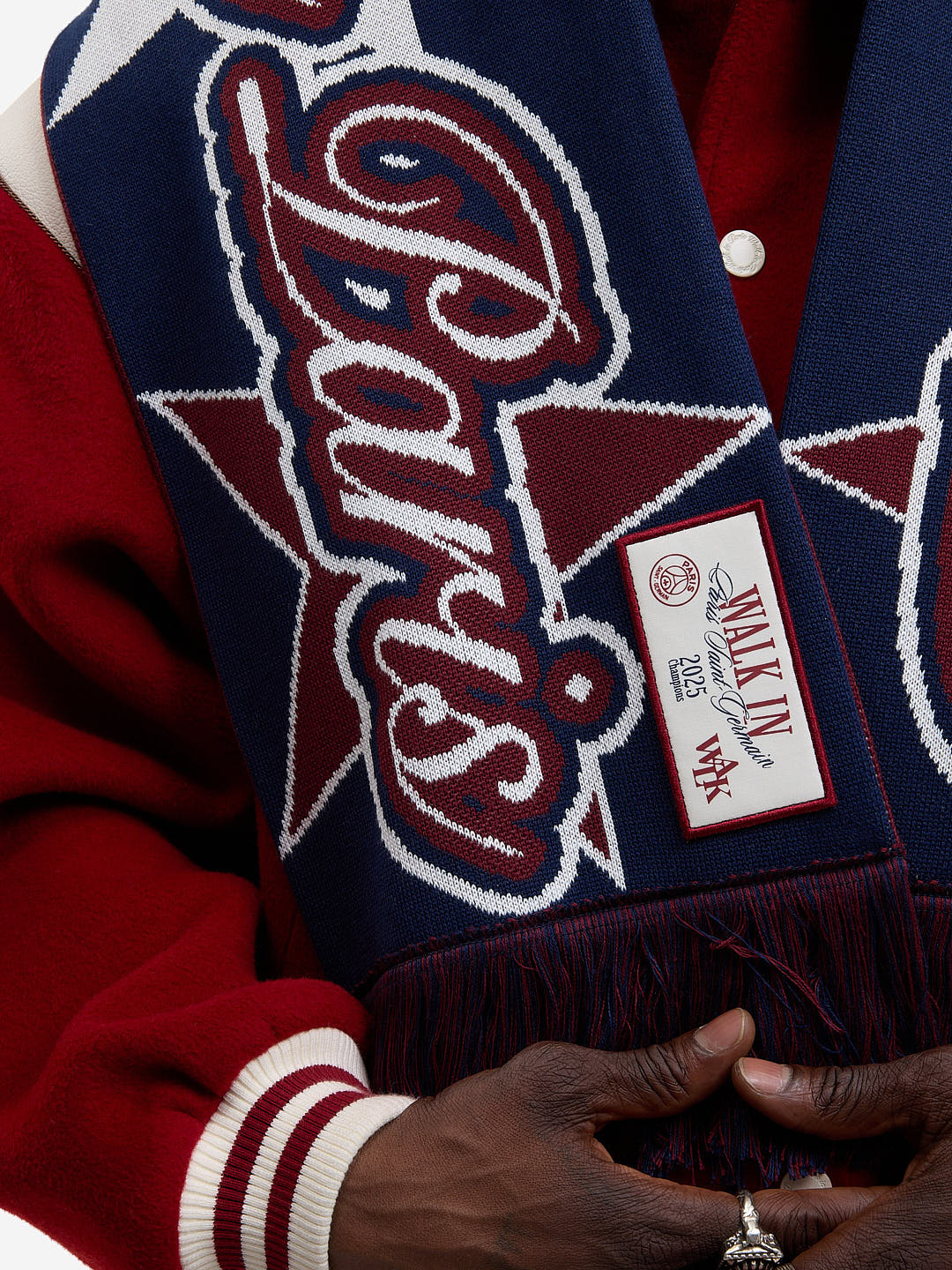 L'écharpe Paris Saint-Germain & Walk in Paris 11