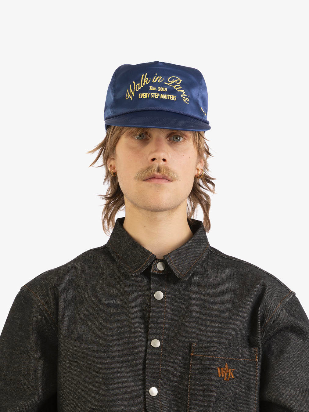 Blue nylon trucker cap 4