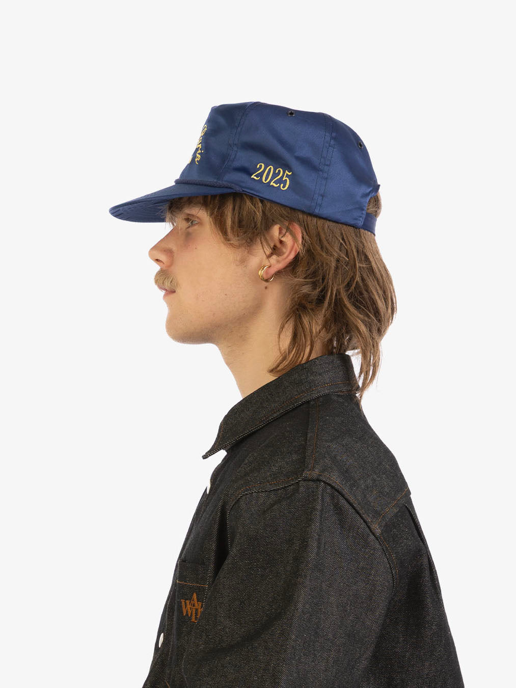 Blue nylon trucker cap 5