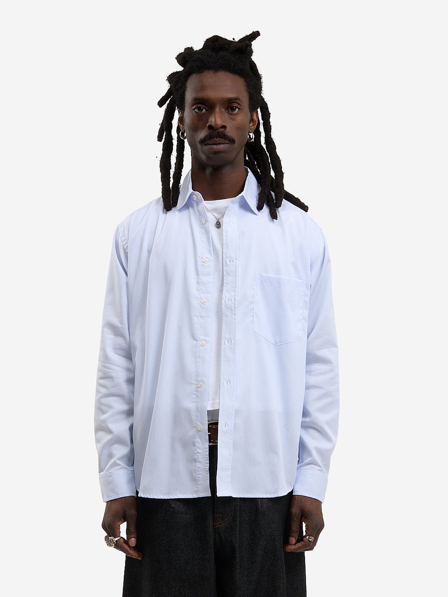 The classic striped shirt 2