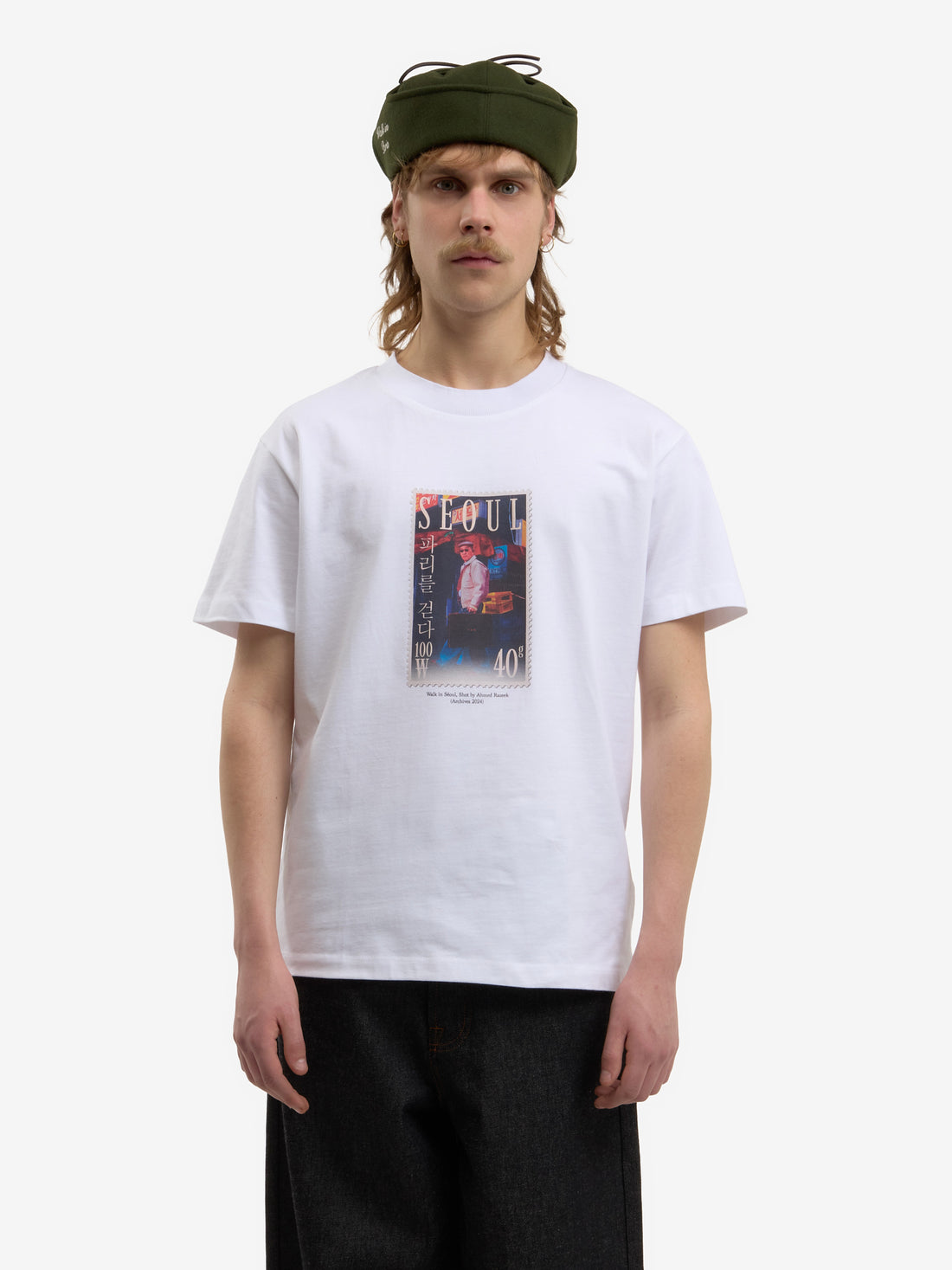 "Walk in Seoul" stamp t-shirt