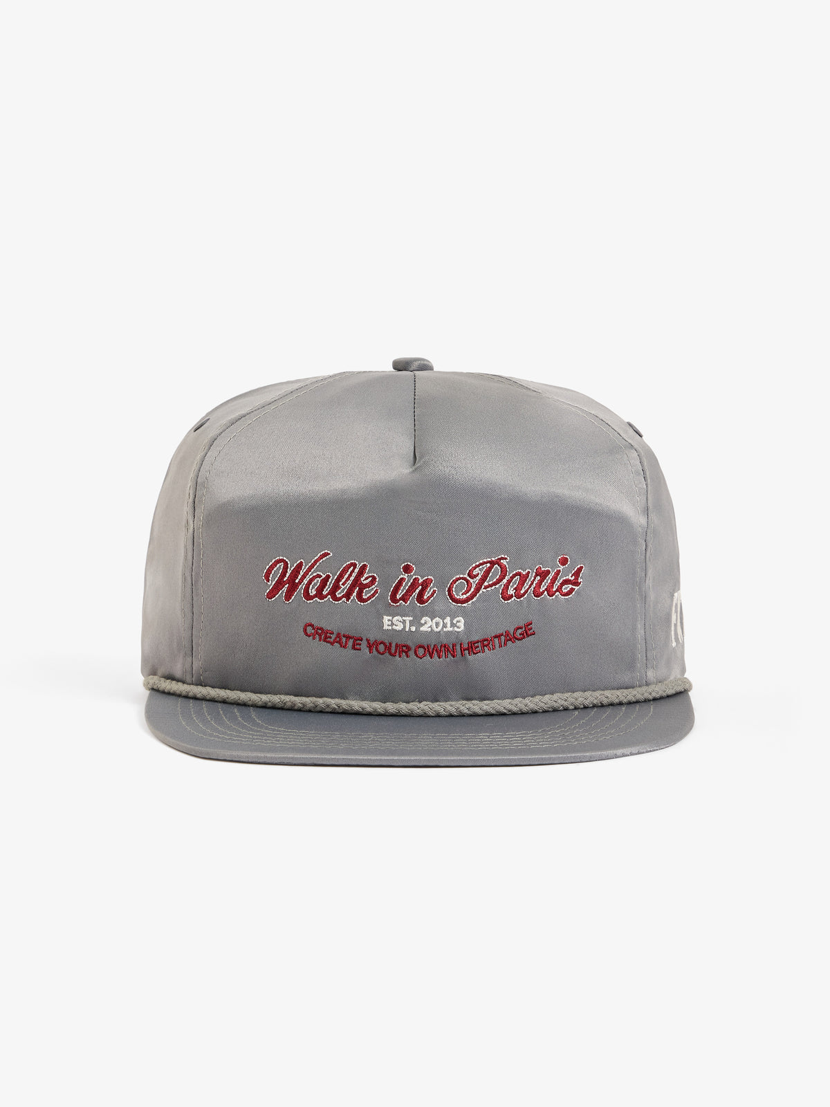 La casquette en nylon grise