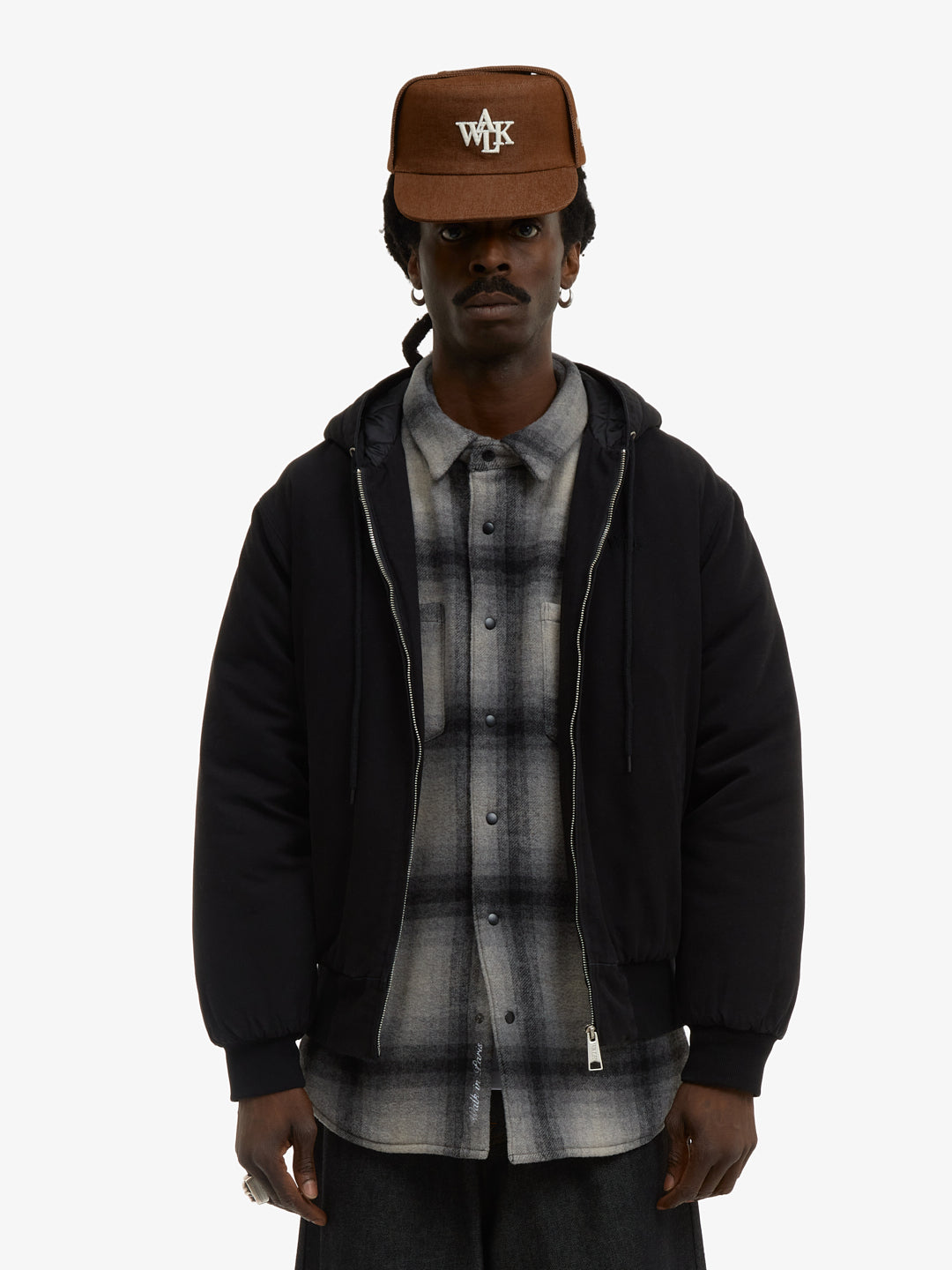 Le hoodie zippé en canvas noir