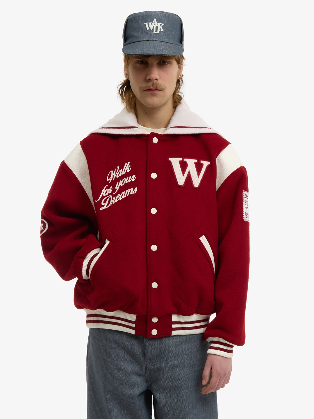 La Varsity Jacket du Postier en laine rouge