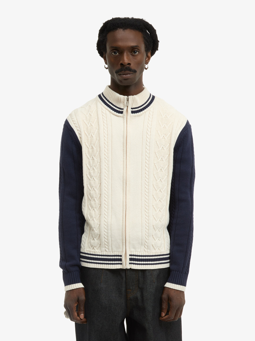 Le cardigan zippé en maille bleu