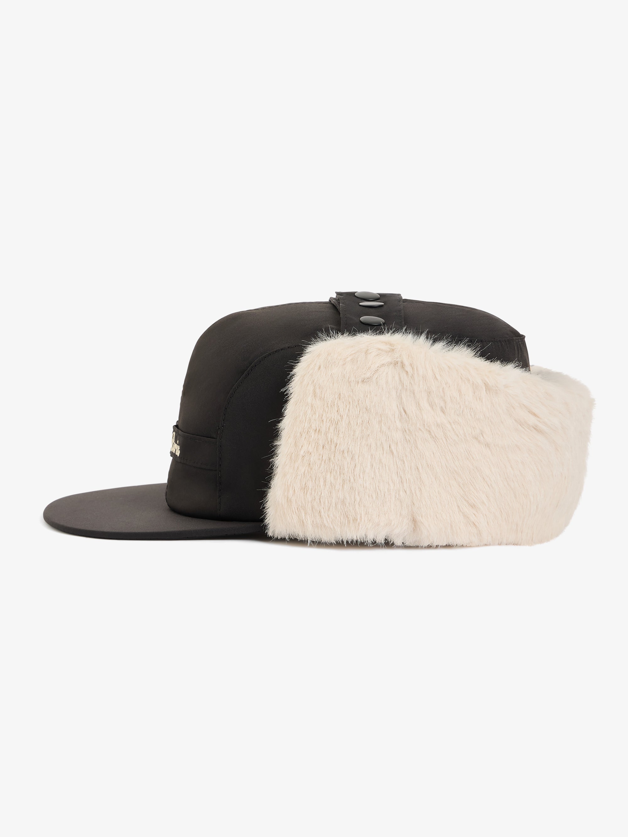 La casquette de Trappeur noire 2