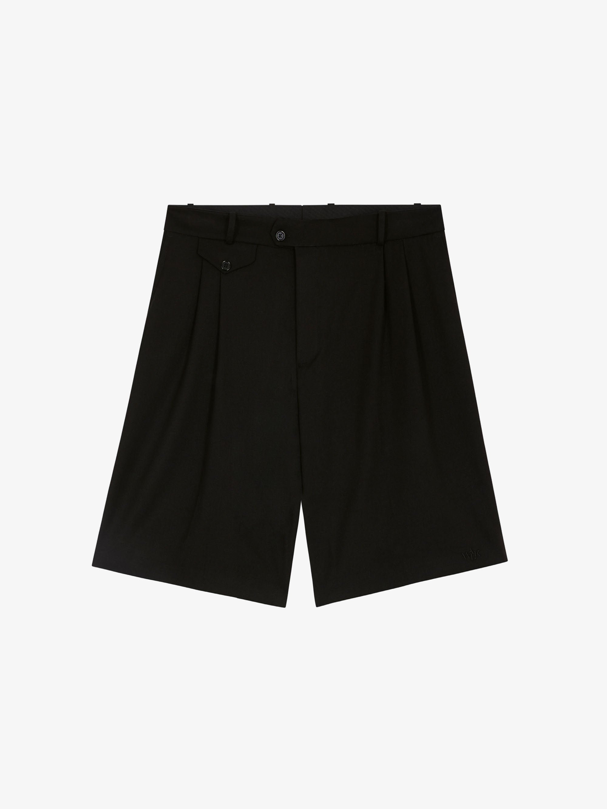 Le short de costume noir 1